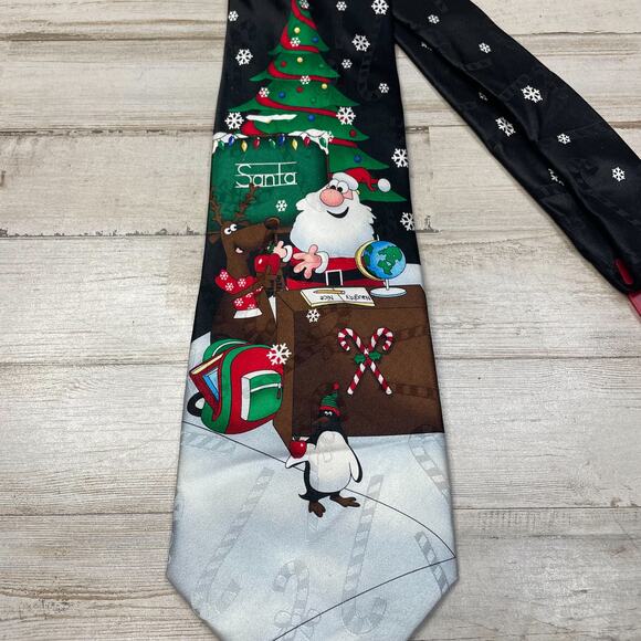 100% Silk Christmas Tie Santa Tree Reindeer Teacher Desk Black A100974 - Picture 2 of 5